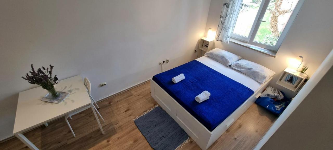Tiny Studio Big Living Ровинь Экстерьер фото